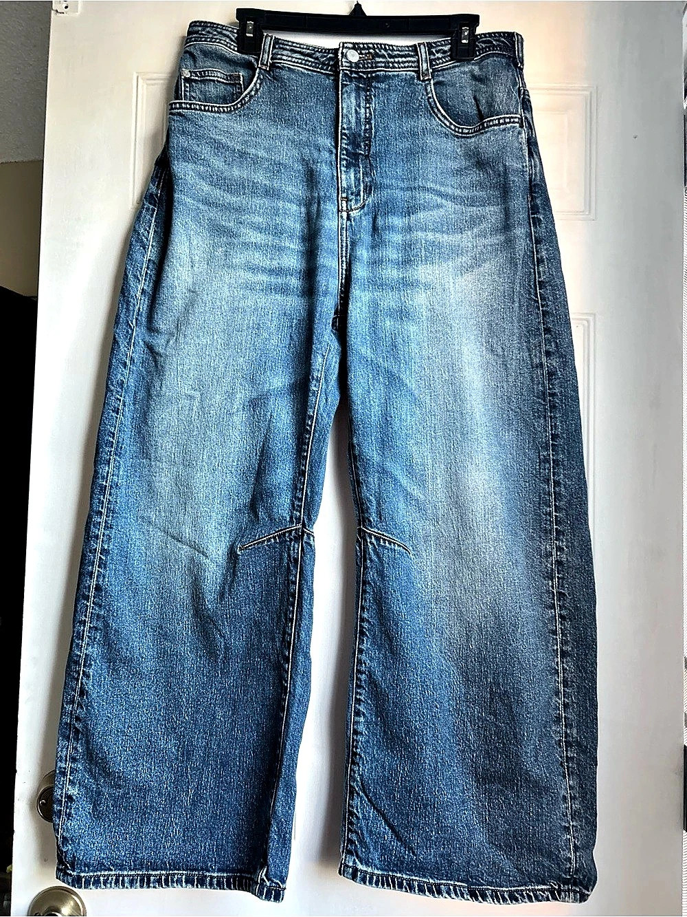 Pilcro Barrel Jeans High Rise Wide Leg Cropped Medium Wash Size 31